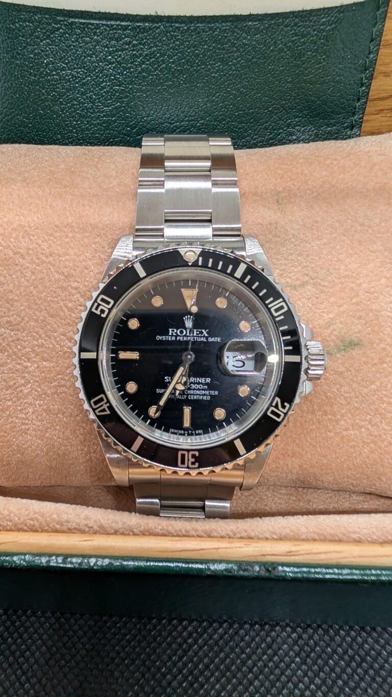 Rolex Submariner Date